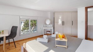2 habitaciones, tabla de planchar con plancha, wifi y ropa de cama 