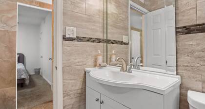 Peaceful 3BR/1BA Home near DT and Hiking Serene