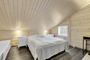 สแตนดาร์ดเคบิน, 3 ห้องนอน