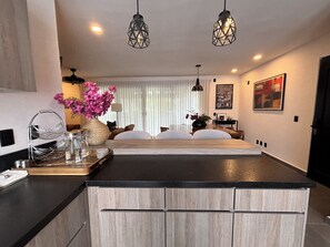 Casa, 5 habitaciones, patio | Interior