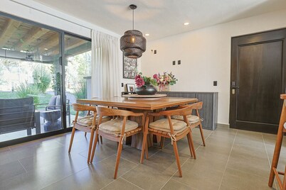 Private Hot Tub - 5BR in Nueva Escondida