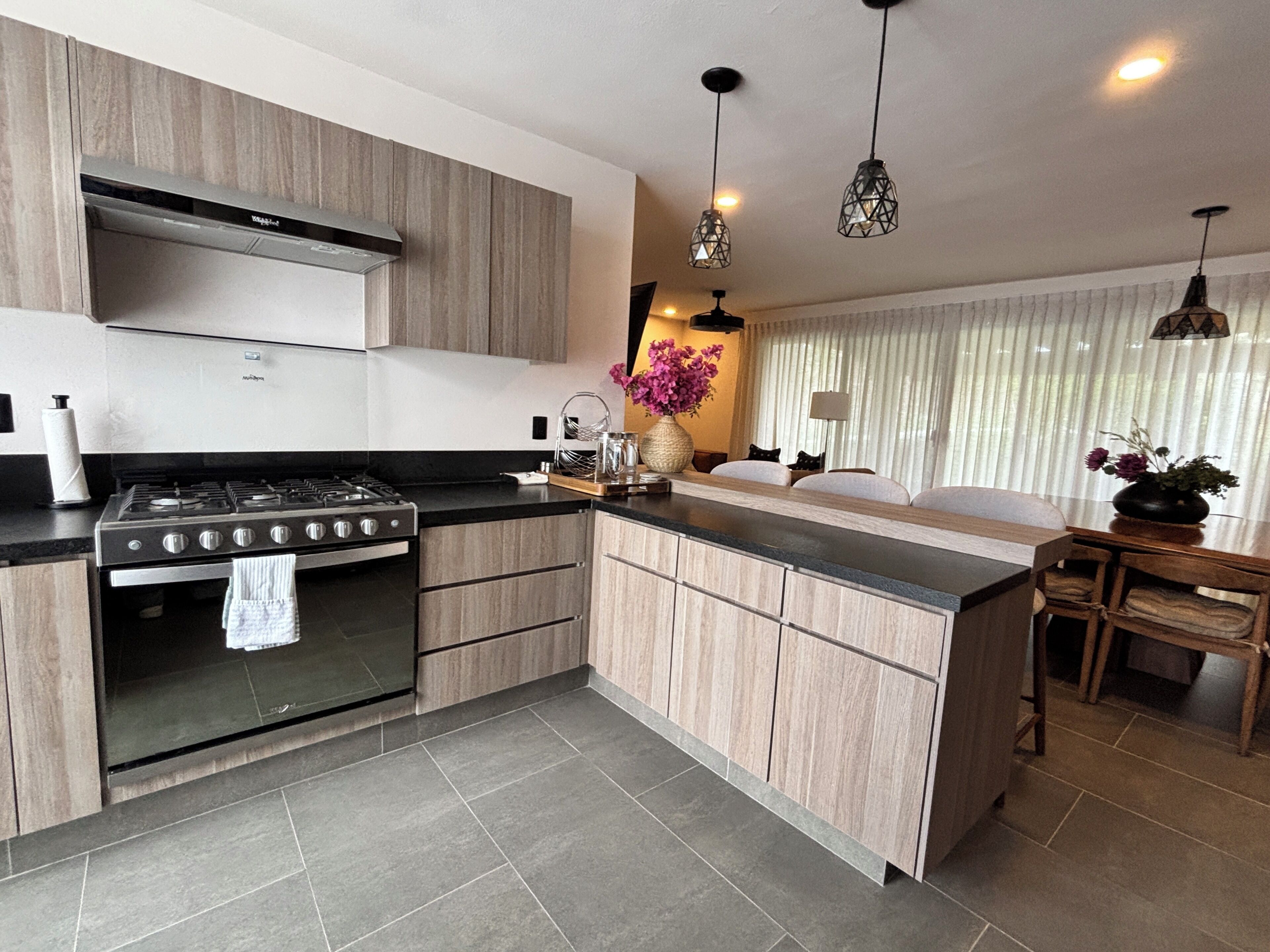 Casa, 5 habitaciones, patio | Cocina privada