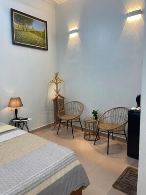 Perusstudio, parveke, kaupunkinäköala