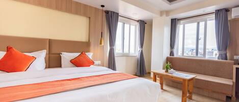 Superior Double Room, City View | Egyptian cotton sheets, premium bedding, Select Comfort beds, minibar