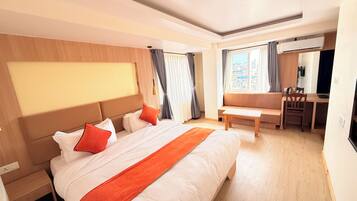 Superior Double Room, City View