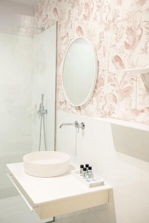 Superior Double Room, City View | Bathroom - GLAM PARMA (Parma)