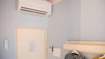 Camera doppia, non fumatori, vista città | Interni