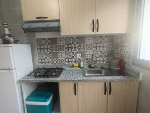 Private kitchen - Mydar airport and stadium (Tanger)