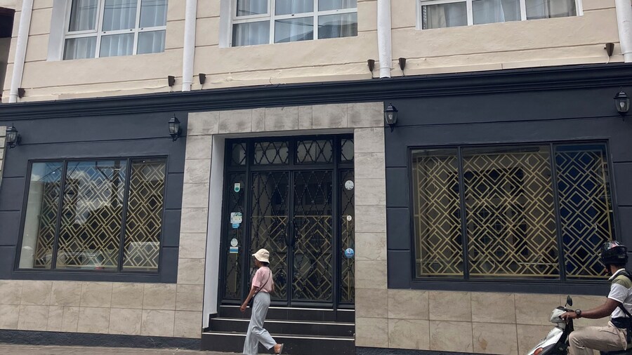 Radama Hotel & Studios