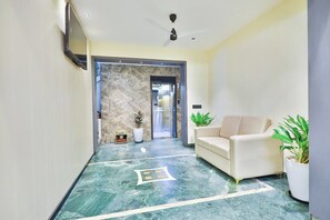Reception - Mangalore Keys By Bestinn Leisure (Mangaluru)