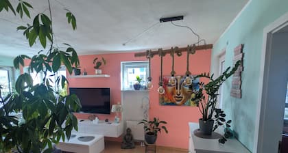 1 Zimmer Wohnung in der Nähe von Berlin inklusive Garage/Fahrrad. Alleinnutzung.