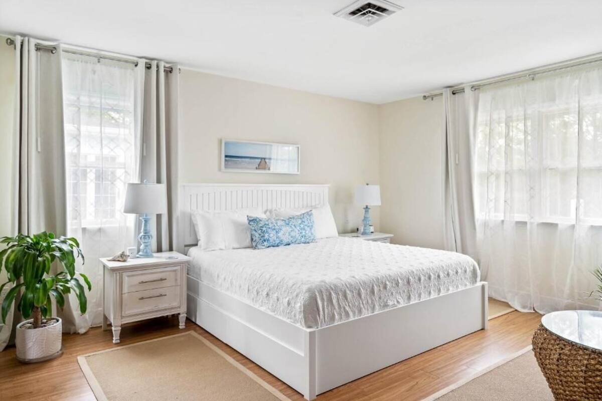 Deluxe Double Room, Courtyard View