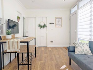 Casa, 2 camere da letto, balcone | Soggiorno