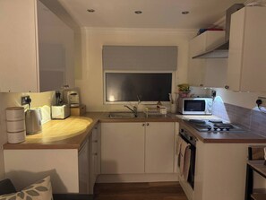 House, 2 Bedrooms, Balcony | Interior - Chalet Retreat With Outdoor Pools Close (Chichester)