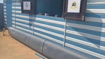 House, 2 Bedrooms, Balcony | Property grounds