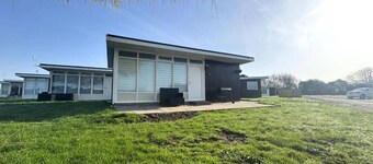 Chalet Retreat With Outdoor Pools Close