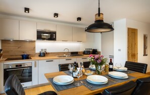 Private kitchen - Superb, bright, modern apartment a stone's throw from the Pléney cable car (Morzine)