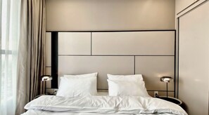 Room - 1BR Apartment near VSIP – Pool & Gym (Thành phố Thủ Dầu Một)