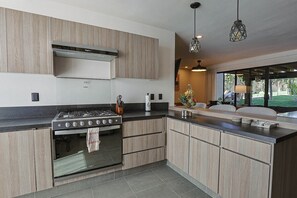 Familienhaus, 3 Schlafzimmer, Terrasse | Eigene Küche