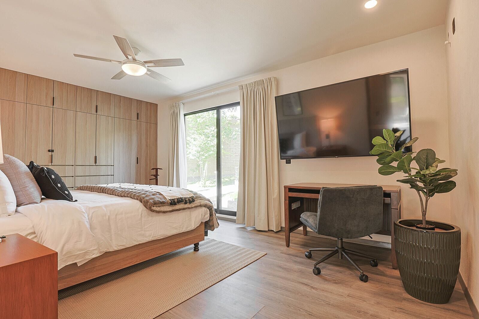 Maison familiale, 3 chambres, patio | Fer et planche à repasser, accès au Wi-Fi (inclus)