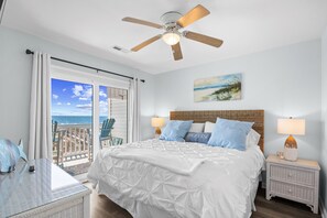Free WiFi, bed sheets - Dog Friendly-Sandy Dunes-Sleeps 6-3br/2b-Oceanfront-WIFI (North Myrtle Beach)