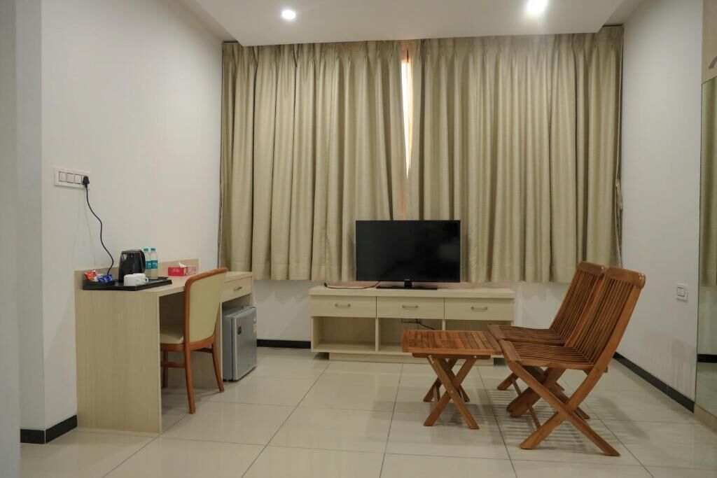 Suite, balkong, bassengutsikt | Innvendig