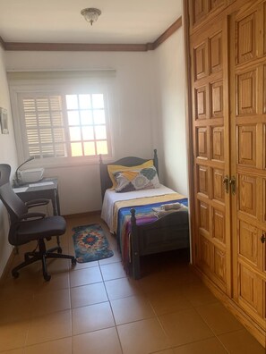 Room - Island of Tenerife Chalet. House with Peace Tranquility Good Vibes. (Tegueste)