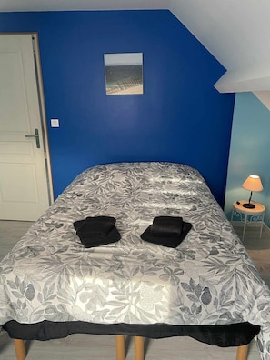 Room - Les Mésanges, a house with a garden and parking (Fort-Mahon-Plage)