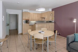 Dining - GAUGUIN C 0101 + P26* (Nieuwpoort)