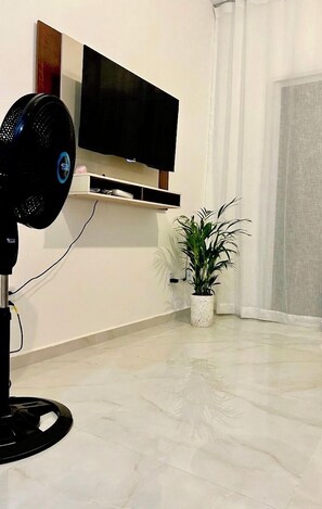 Interior - House in condominium on the avenue on the beach of Cumbuco close everything 4🏄 (Caucaia)