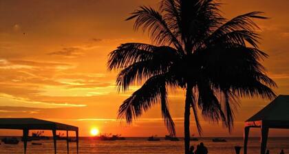 Amazing 1-bedroom in a cabin in Puerto LĂłpez perfect for relaxing getaway