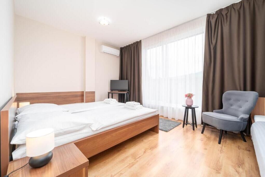 Comfort Double or Twin Room, City View