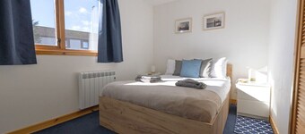 Coastal Stay Near Lerwick, Walk To Beach, Parking