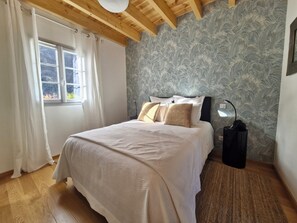 Room - Vrbo Property (Louvie-Soubiron)