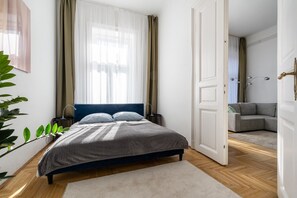 Iron/ironing board, Internet - AVATAR Suite (Budapest)