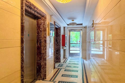 Elevator