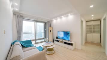 ห้องซูพีเรียสวีท, หลายเตียง, ปลอดบุหรี่, วิวเมือง | ห้องนั่งเล่น