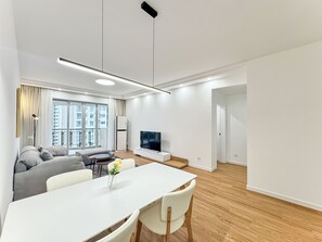 Suite superior, vistas a la ciudad | Comedor
