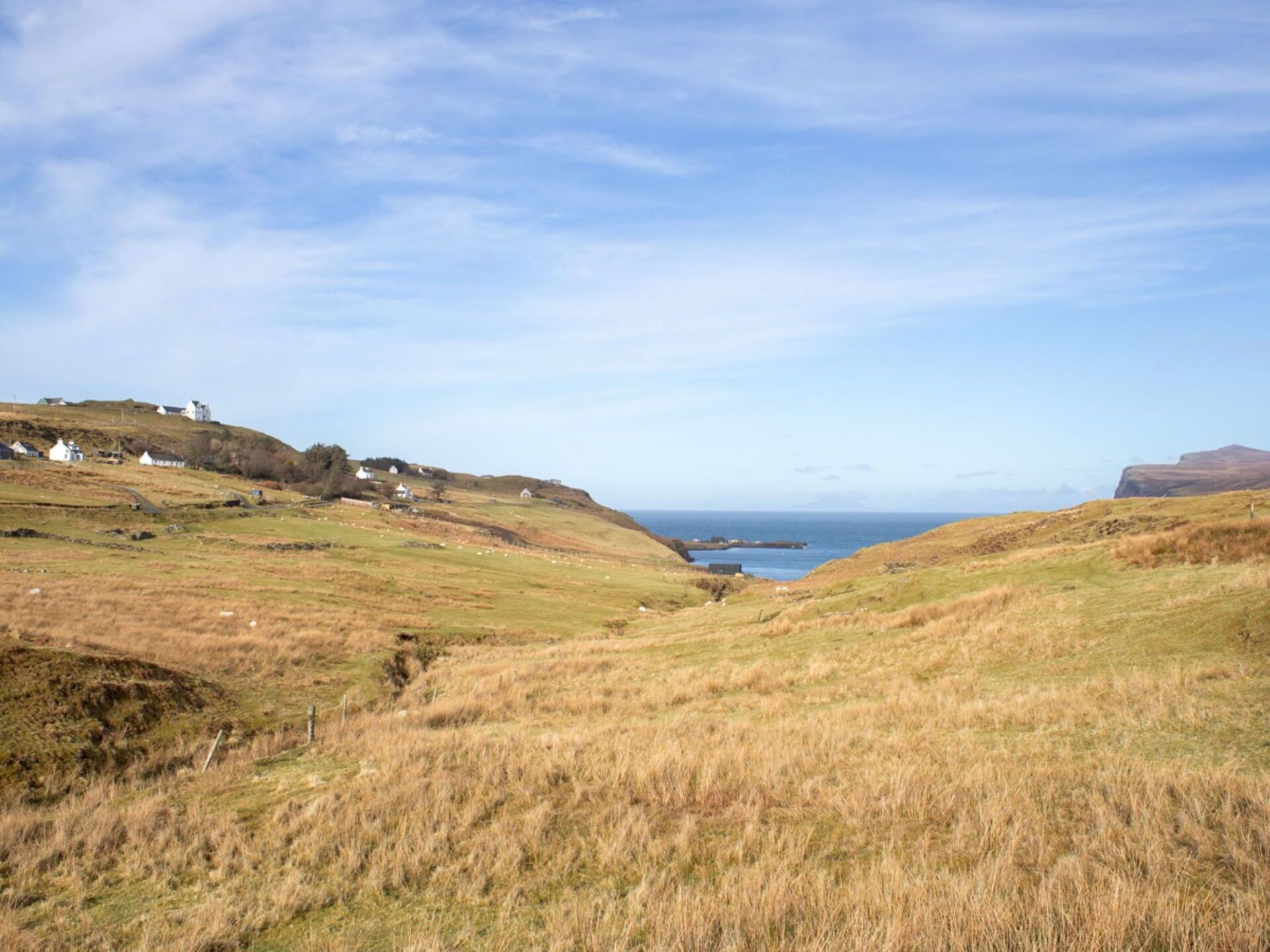 Himmel, Blau, Gras, Wiese, Horizont, Natürliche Landschaft, Ökoregion, Hügel, Terrain, Hochland