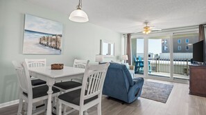Interior - Gulf view 2BR w/ 2 pools, direct beach & lagoon access (Gulf Shores)