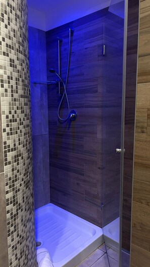 Doppelzimmer | Badezimmer