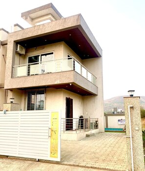 Exterior - Happy Manohar Villa (Mawal)