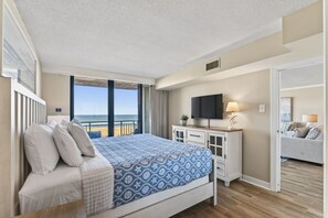 2 habitaciones, tabla de planchar con plancha, cuna de viaje y wifi 