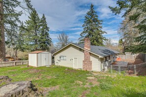 House (3 Bedrooms) | Interior - Quiet Eugene Retreat Near Mount Pisgah & Campus! (Eugene)