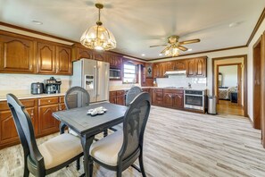 Interior - Sunroom & Spacious Yard: Home Near Louisville! (Louisville)