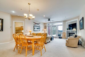 Apartment (3 Bedrooms) | Interior - Pools & Trail Access: Resort-style Killington Gem (Killington)