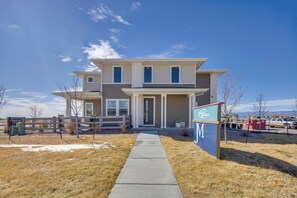 Apartment (3 Bedrooms) | Interior - Elevated Home in North Colorado Springs w/ Patio (Colorado Springs)