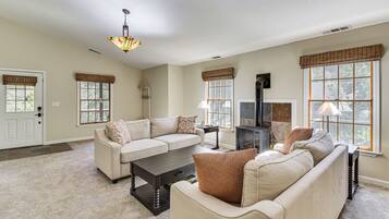 Cottage (3 Bedrooms) | Interior