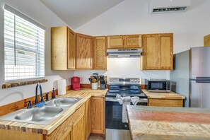 House (1 Bedroom) | Interior