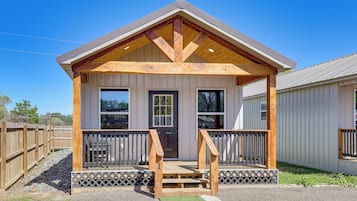 House (1 Bedroom) | Front of property